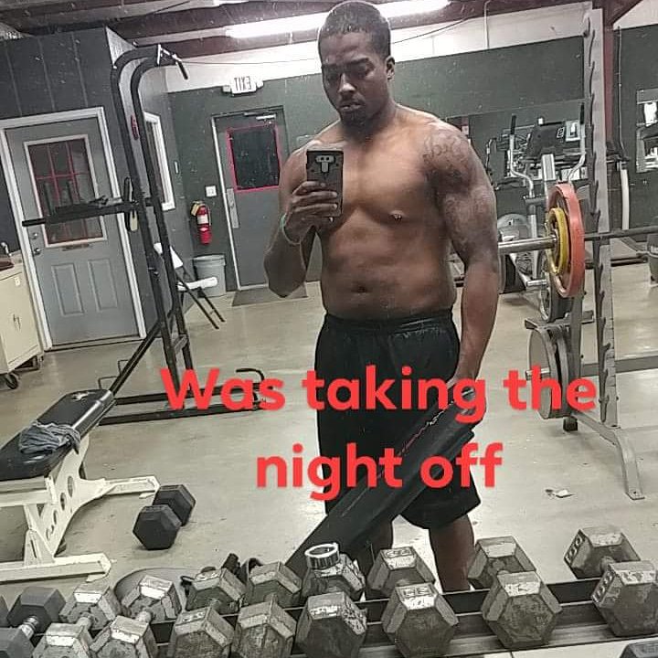 MrGarrett256's tweet image. No results if you dont push yourself!!! #fitlife #ironaddicts