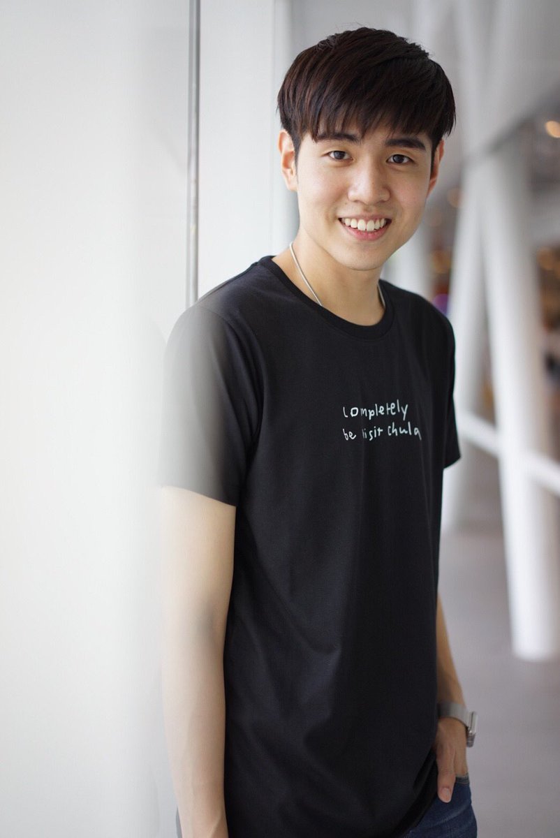 chulafreshmen's tweet photo. เสื้อยืดฬสวยๆ เพียงตัวละ200บาทเท่านั้น สนใจเข้ามาสอบถามก่อนได้นะค้าา😍😍😍😍 line id : @Lcy9909w 👈🏼👈🏼👈🏼 #ChulaCuteBoy #CUFirstDate61 #teamchula #cufirstdate #chula #ทีมจุฬา https://t.co/oz4zAaDG0E