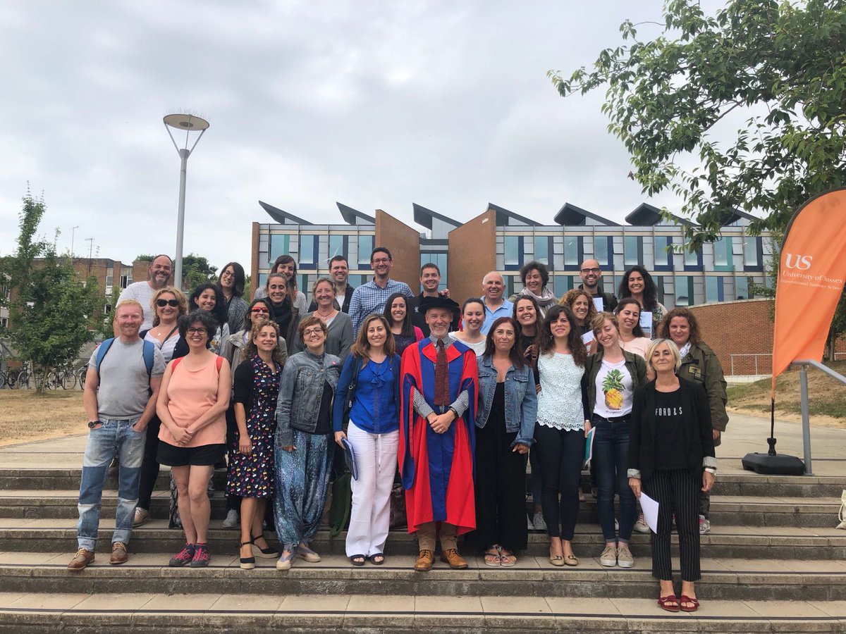 nuriasenise's tweet photo. #PFLE18 30 docentes de la Comunidad de Madrid en la Universidad de Sussex, Brighton.Todo un éxito de curso!Enhorabuena por haberlo aprovechado y gracias por los comentarios tan positivos del curso.@dcerverao @AbalosAlvarezLu @MayteRguezMed https://t.co/taMvm6hGV5