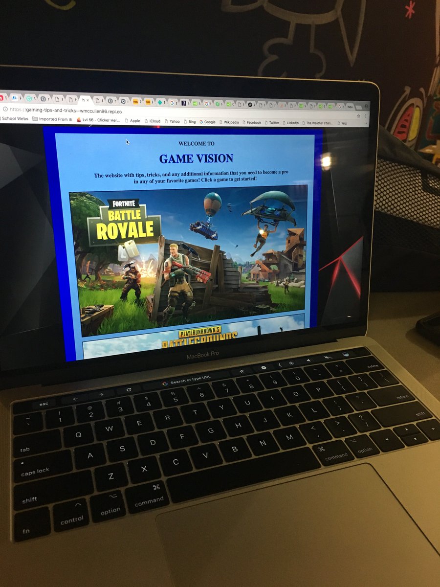 HackChicago18's tweet photo. William is making a website that gives tips on games with an impressive amount of useful information 🔥 https://t.co/X3MlmhwI72