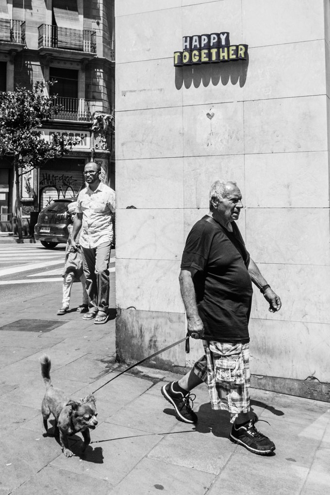 happy together

#raval  #elraval  #ravalejant
#streetphotography  #photo
#barcelona #bcn #apenascolor