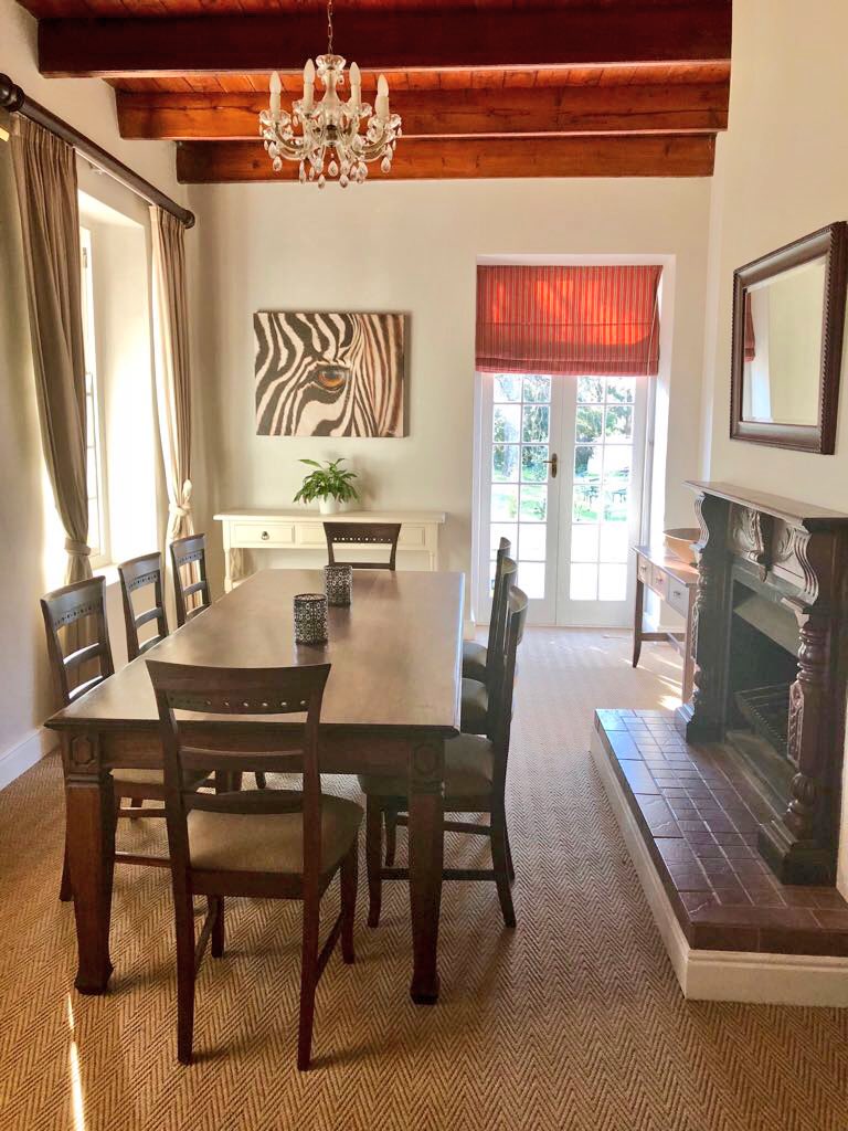 Happiness is spending time at the beautiful <a href="/Dunstone_Estate/">Dunstone</a> in Wellington, in the greatest of companies.

Thank You #DunstoneEstate for always welcoming me with open arms.

See you soon. 🍷🙌🏼

#DunstoneCollection
#HeartWellington
#TheStoneKitchen