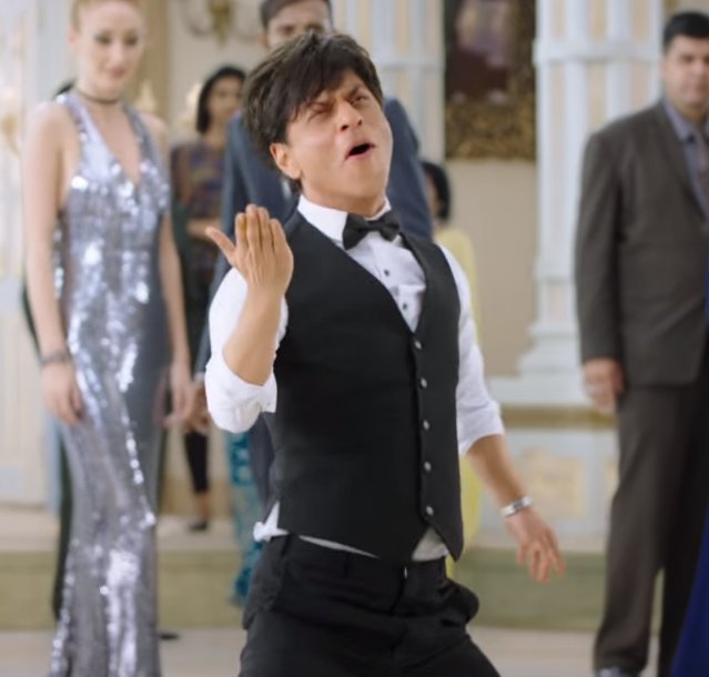 Raees_555's tweet photo. Shuru se shuru karte hai, Z E R O se @iamsrk 🤗😍
Meko apki yeh baat in a way down to earth rehna lagta hai, not leaving our roots because in a certain way our lives once became what it initially derived from 👌
#5MonthsToZero
@SRKUniverse @PrinceParwej @Maishaan @JoySRKian_ https://t.co/TuUwjxpHYW