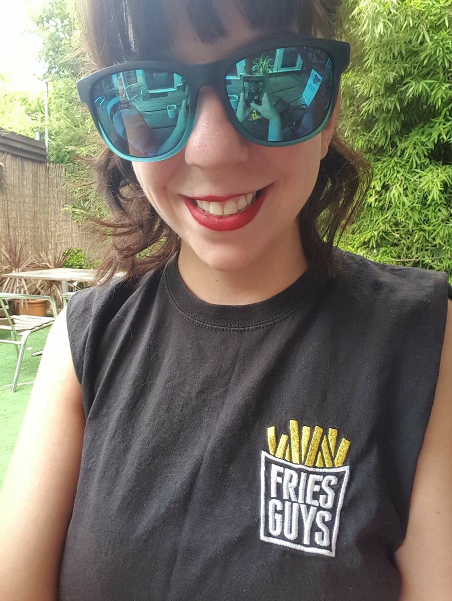 friesguysuk's tweet photo. The team are up and ready for you!! Bring on another day at #Kisstoryonthecommon @KISSTORYUK https://t.co/3jDShbBLfS