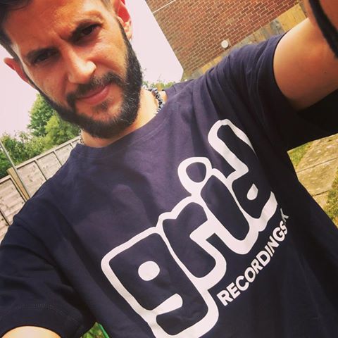 <a href="/RazDnB/">Raz</a> likes his Grid T-Shirt! Hit us up if you want one