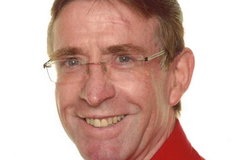 WaspsDestroyed's tweet photo. Tragedy of Grimsby Town steward who died trying to remove wasp nest https://t.co/qKshRYnpGb https://t.co/6qKqOvI7vm