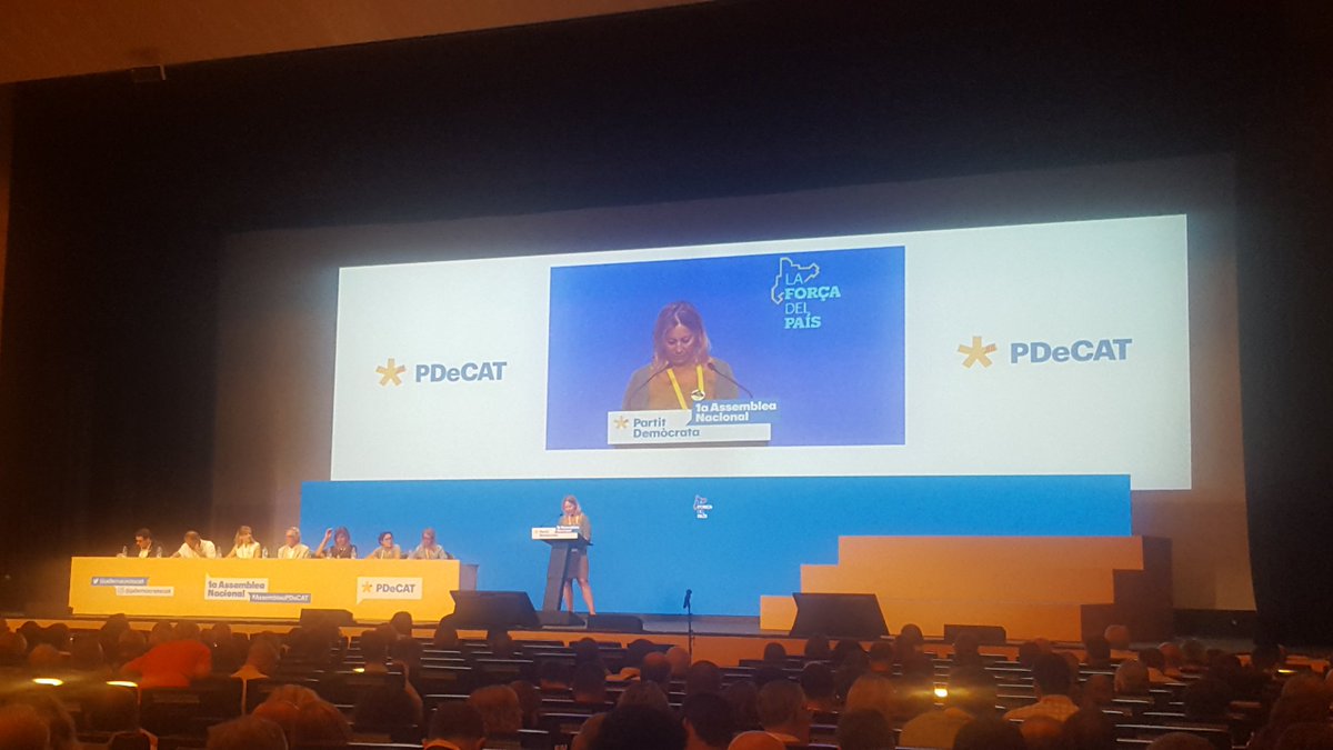 PD_AltEmporda's tweet photo. 3a jornada de l'#AssembleaPDeCAT , debats intensos amb la il·lusió i la convicció de vertebrar un país fort. https://t.co/AVQrqZAtG6