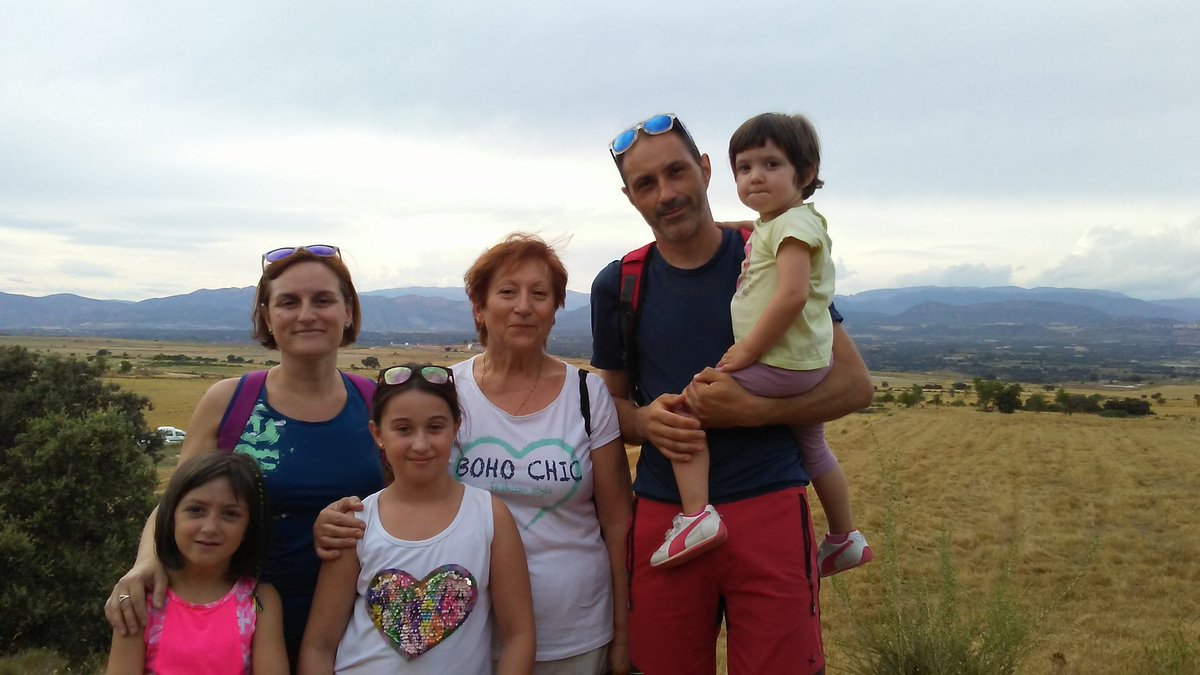 BadiaIgnasi's tweet photo. Ahir per la serra de Bellmunt (visita trinxeres i per acabar concert en plena natura) https://t.co/7jK2VDDT9M