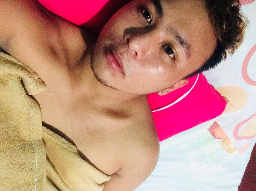 _Ku0012's tweet photo. JGh from SChOoL..🤟💪😜
@MyMom’sRoom.. #Rest2😌😭
#PreliMeXamDone💪🤟😊😜
#VeRyStRessnaExam🤟🤟😜
#BlessedSunday😇😇😇
#FoOds😋🍔🍕😍😊🤪😂 https://t.co/ez9EbNpgLz
