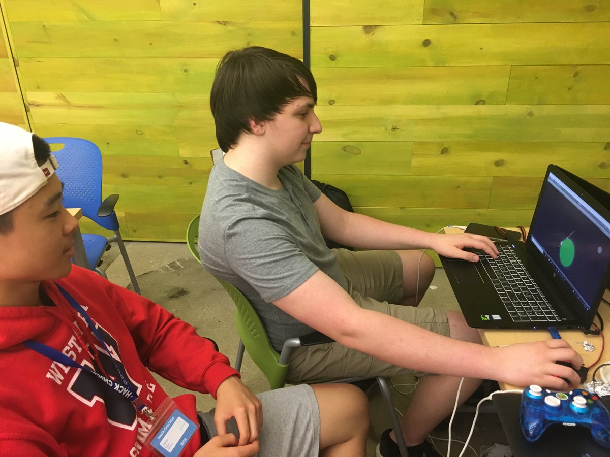 HackChicago18's tweet photo. These hackers are making a mini golf app with gravity! https://t.co/33UMt4nQ3u