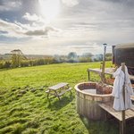 Photo by Hideaways (@Pencombestone)