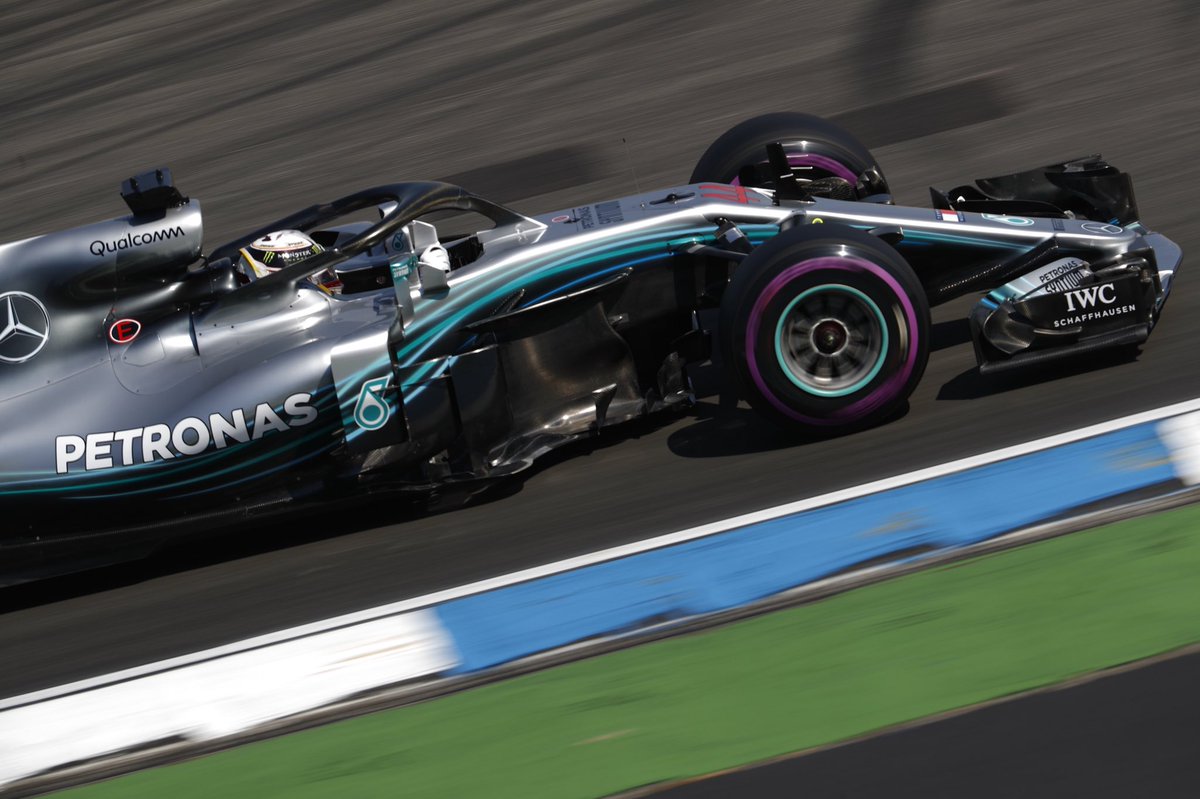 MercedesAMGF1's tweet photo. This race is going CRAZY! VET in the wall and the Safety Car is out... 

RAI leads the race, #LH44 now 0.5s off P1! He started 14!! 

#GermanGP 🇩🇪 #F1 https://t.co/u0QkLaQz8n