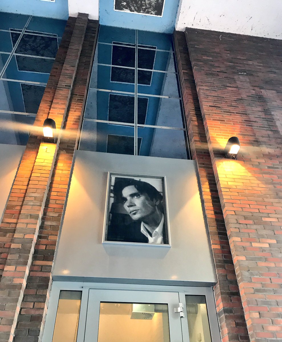 I’ve arrived in Nijmegen ahead of #IASIL2018 Pleased to report that there’s a massive framed picture of Cillian Murphy here in a public space. This is my kinda place.