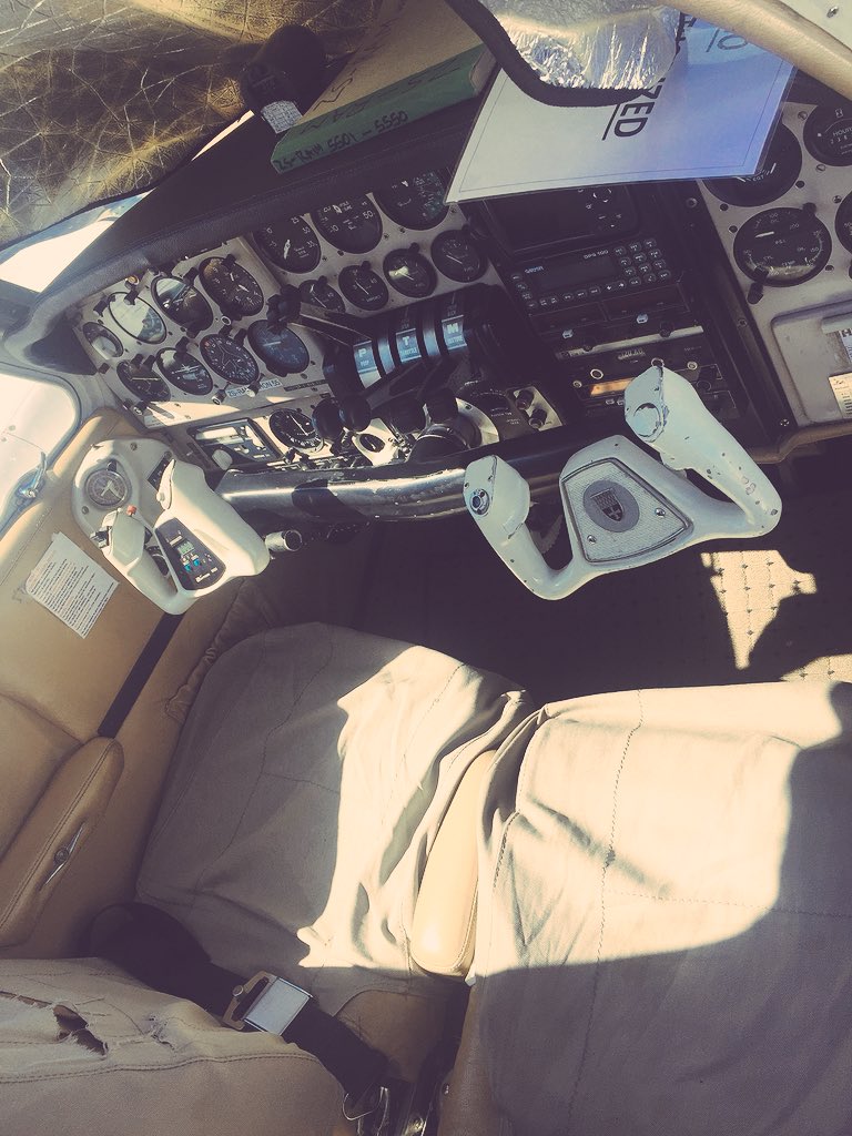 A380Capt_Tumi's tweet photo. Flight time #Flight #Pilots #BE55 https://t.co/iYe1NhNiSp