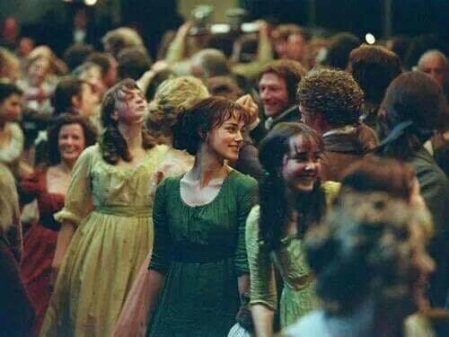 يسألوني واگلهم ب البخت عفتة
ويجي الليل ويجن كلهن
ضحكتك
صورتك 
وانت...

..
#راقت_لــي 
..
#S_R_F