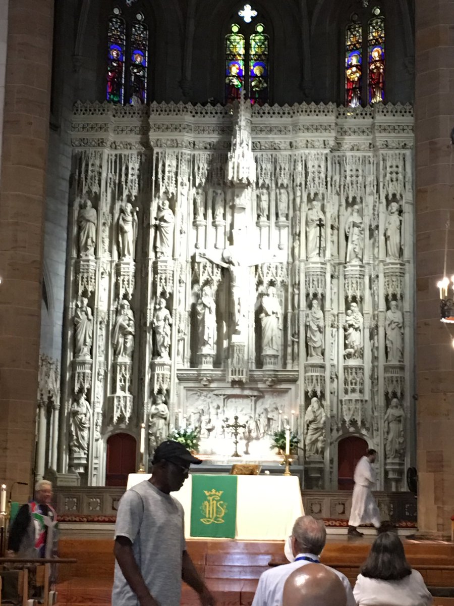 FatherSandy's tweet photo. Saying my prayers this morning with the fine people at Christ Church Cathedral in St. Louis. Missing ⁦@HolyCMemphis⁩ https://t.co/szuHujRxhS