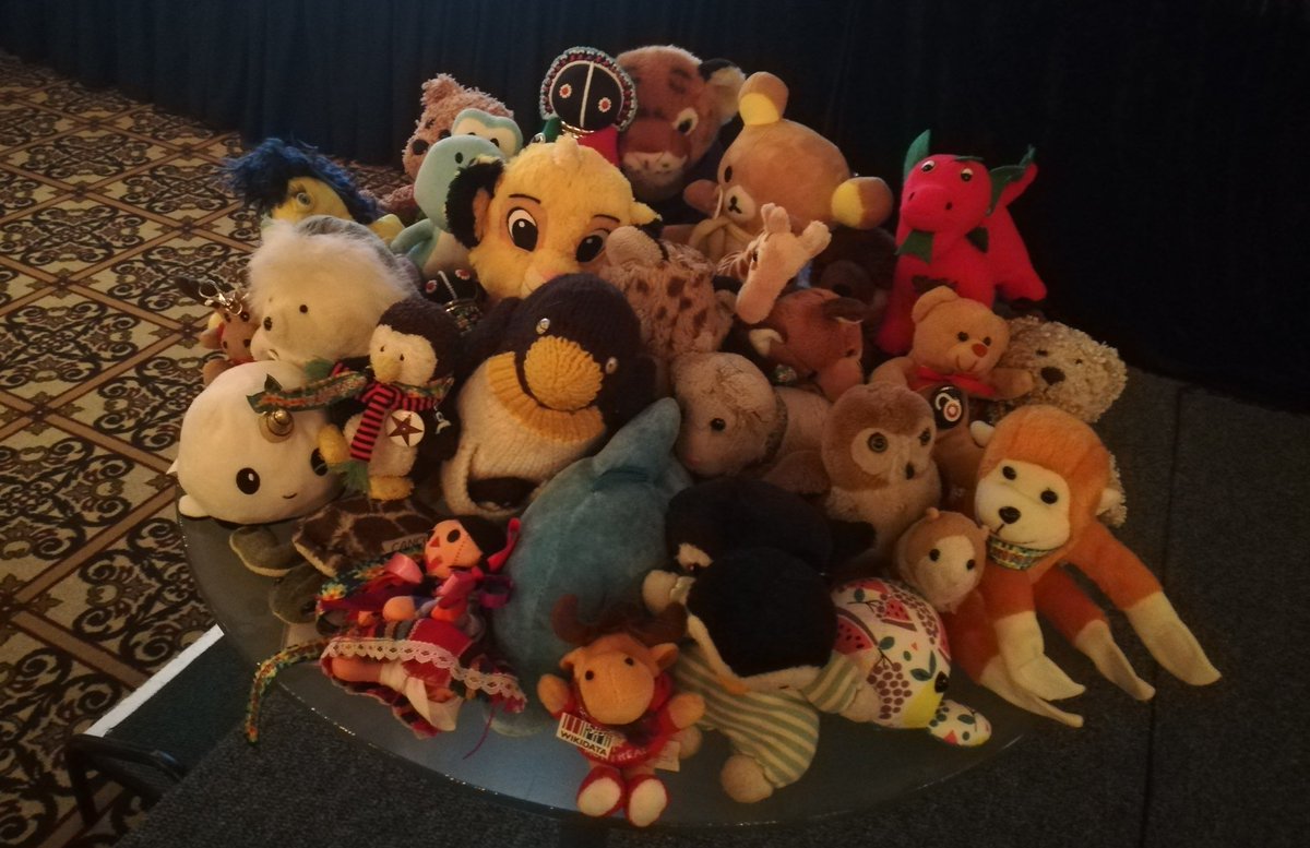 Auregann's tweet photo. #Wikimania #Wikimania2018 The Wikimedia Cuteness Association gets more and more members every year, and Aeron the Dragon is proud to be a part of it. Goodbye cuties, see you next year in Stockholm (14-18 August)! https://t.co/AV5mOIszip