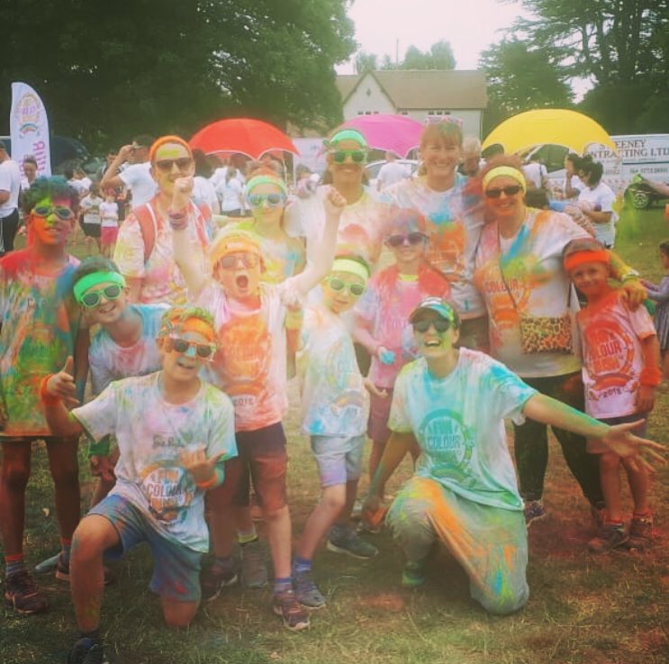 imrealicecream's tweet photo. Awesome day @imrealicecream !! Lots of #colour wether you ran, walked, danced or skipped we all took part in 5km #funcolourrush well done guys!!! #northamptonshireparks https://t.co/yCO5SCw6su