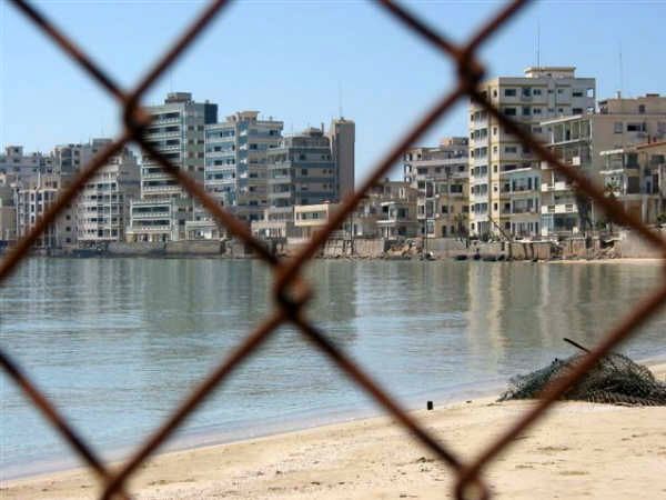 RitaKaratzia's tweet photo. ➡️ @CultureTrip explains why Famagusta,  once a jewel in the Mediterranean‘s luxury resort-town crown, is now a ghost town and out of bounds as a result of the Turkish invasion of 1974: https://t.co/JDB9wgk0H9 

#Cyprus #Famafusta #History https://t.co/Dkl2yp7uUu