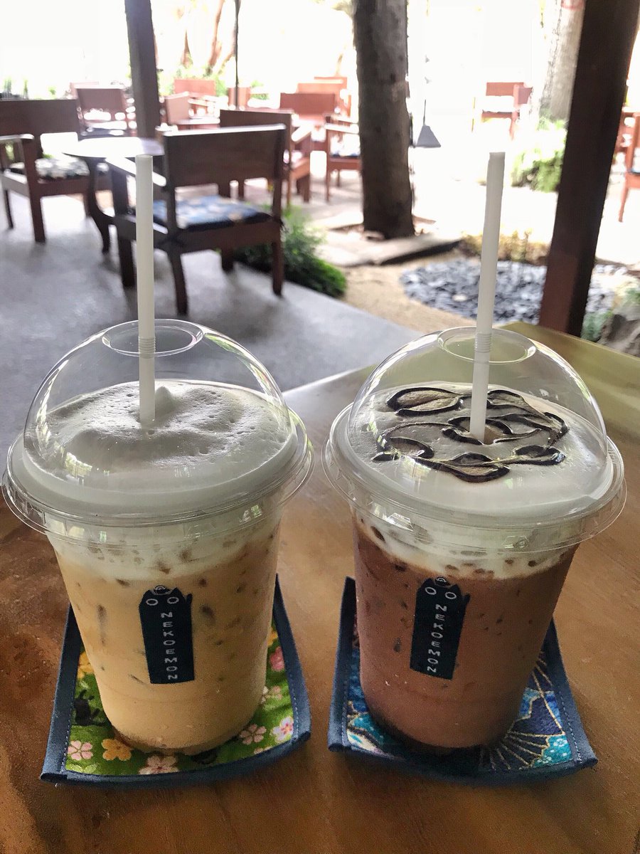 ferninsang's tweet photo. ก็จะญี่ปุ่นหน่อยๆ ⛩🎋
📍 Nekoemon Cafe 😺
.
.
ขนมดังโงะบัวลอย 50.-
ข้าวปั้นข้าวเหนียวมะม่วง 75.-
คาปูชิโน่เย็น 95.-
มอคค่าเย็น 85.-
#รีวิวเชียงใหม่ #Nekoemon
#NekoemonCafe #ChiangMai 
#ข้าเจ้าเป๋นสาวเจียงใหม่ https://t.co/7IRprLeznb