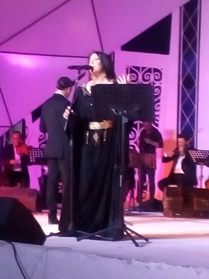 Yasmindelghada's tweet photo. سهرة من اروع ما يكون لحبيبة قلبي يسرى محنوش ! زورنا ديما حبيبتي و ماعادش تغيب برشا على قابس #YosraMahnouch @yosramahnouch  #يسرامحنوش https://t.co/RjrkvHn8ri