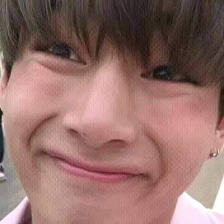 winnie_hachac's tweet photo. Yung taeng tae ka na, pero kailangan mong ngumiti😂.
@BTS_twt FAKE LOVE
#BTSARMY #ChoiceFandom #TeenChoice https://t.co/oD0EQBQhOI