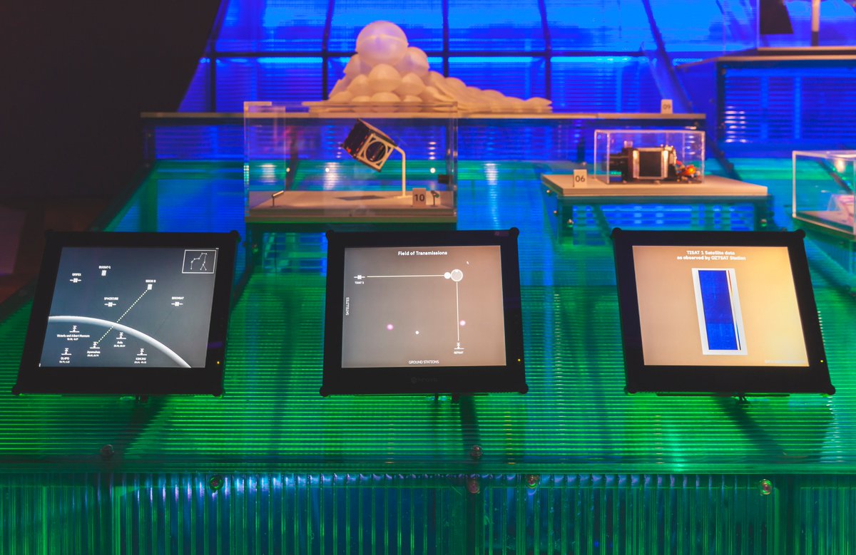 OSObservatory's tweet photo. Scenes from our exhibition ROSE live at the @V_and_A #TheFutureStartsHere, using satellite data from the open source and decentrally run @SatNOGS network. https://t.co/qkw47IJYO3 https://t.co/MZps372R9r