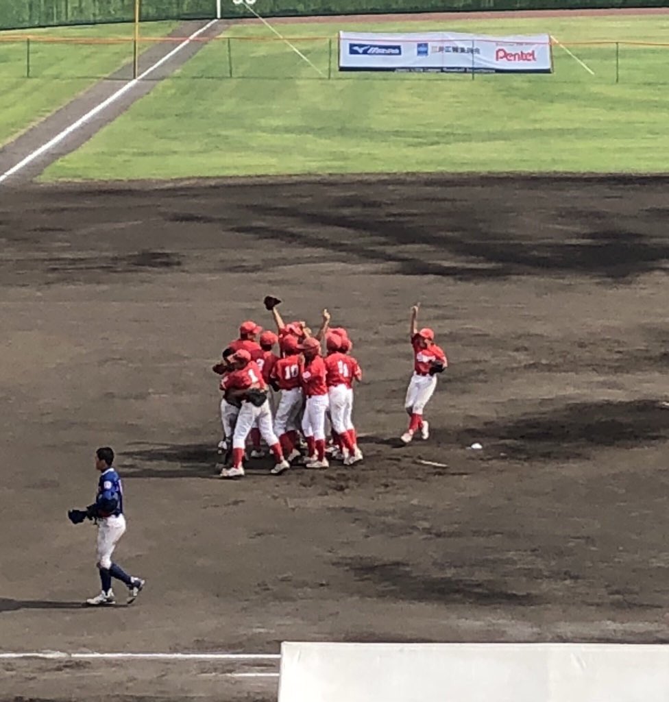 04_naru's tweet photo. 川口リトルリーグ全日本制覇おめでとう！！
231チームのトップかよ笑
松本剛君の代を超えて世界制覇を頼んだ！！ https://t.co/0QVzWQMujN