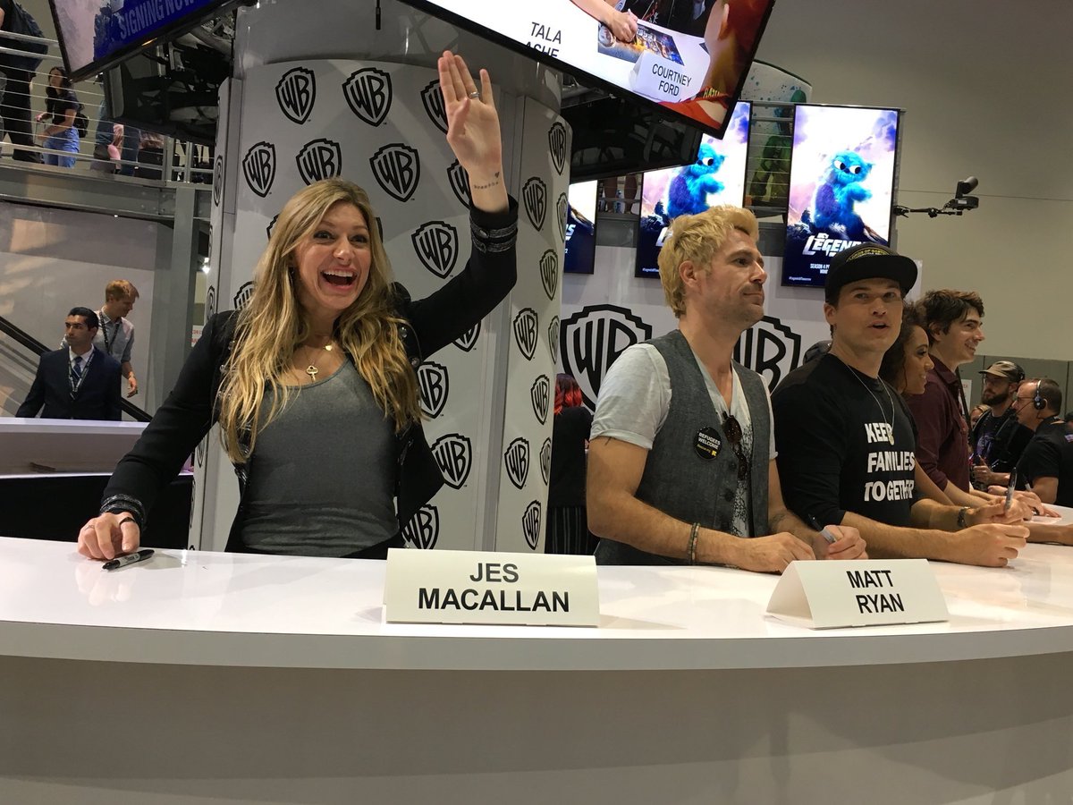 milianniaoniks's tweet photo. Котаны (3)
#LegendsOfTomorrow #LegendsOfTomorrowSDCC https://t.co/L297h3OcHF
