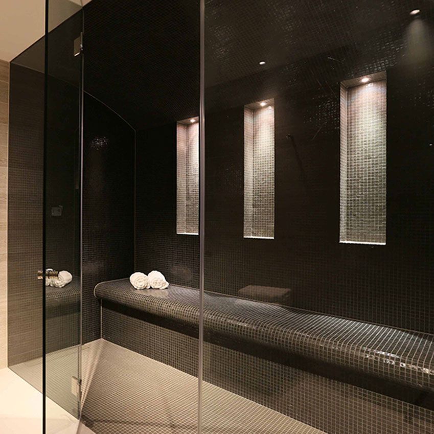 ELLEDecoUK's tweet image. Not sure how to light your bathroom to create the perfect relaxing atmosphere? Check out our tips here buff.ly/2nKxbtc