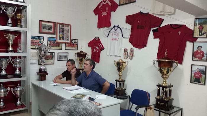 CD Egabrense senior realiza su tradicional asamblea de socios.
bit.ly/2mysiDr
<a href="/c_egabrense/">C.D. Egabrense</a> <a href="/EgabrenseCD/">CD FB Egabrense</a> <a href="/AtalayaTv/">Atalaya Televisión</a> <a href="/CabraInformacio/">Cabra Informacion</a>