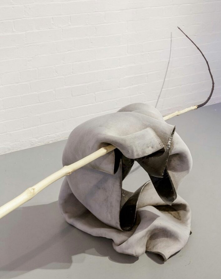 PMSA_Sculpture's tweet photo. HAVE you READ OUR EXCITING NEW feature #masterpieceinsnutshell CHOSEN by #MarkTannerSculptureAward #StandpointGallery winner @artistinlondon WHAT is her favourite #publicart masterpiece? READ https://t.co/gNRgebDAQs SEE her #MTSA exh 'Not even nothing..' @CrossLaneProj 12 Oct https://t.co/AwpdyKvgWJ