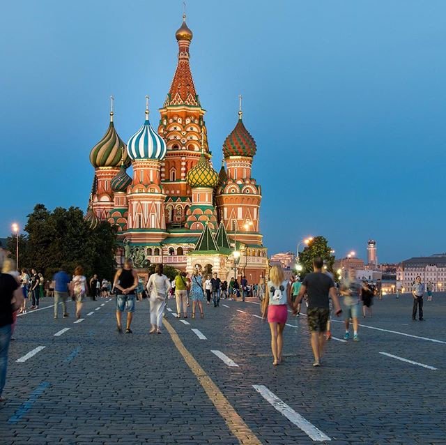 fcstpauliTOR's tweet photo. 🇷🇺 Thank you Russia 🤗
Por @shertheapp
#worldcup #moscow #russia #football https://t.co/00HsIUe3xN