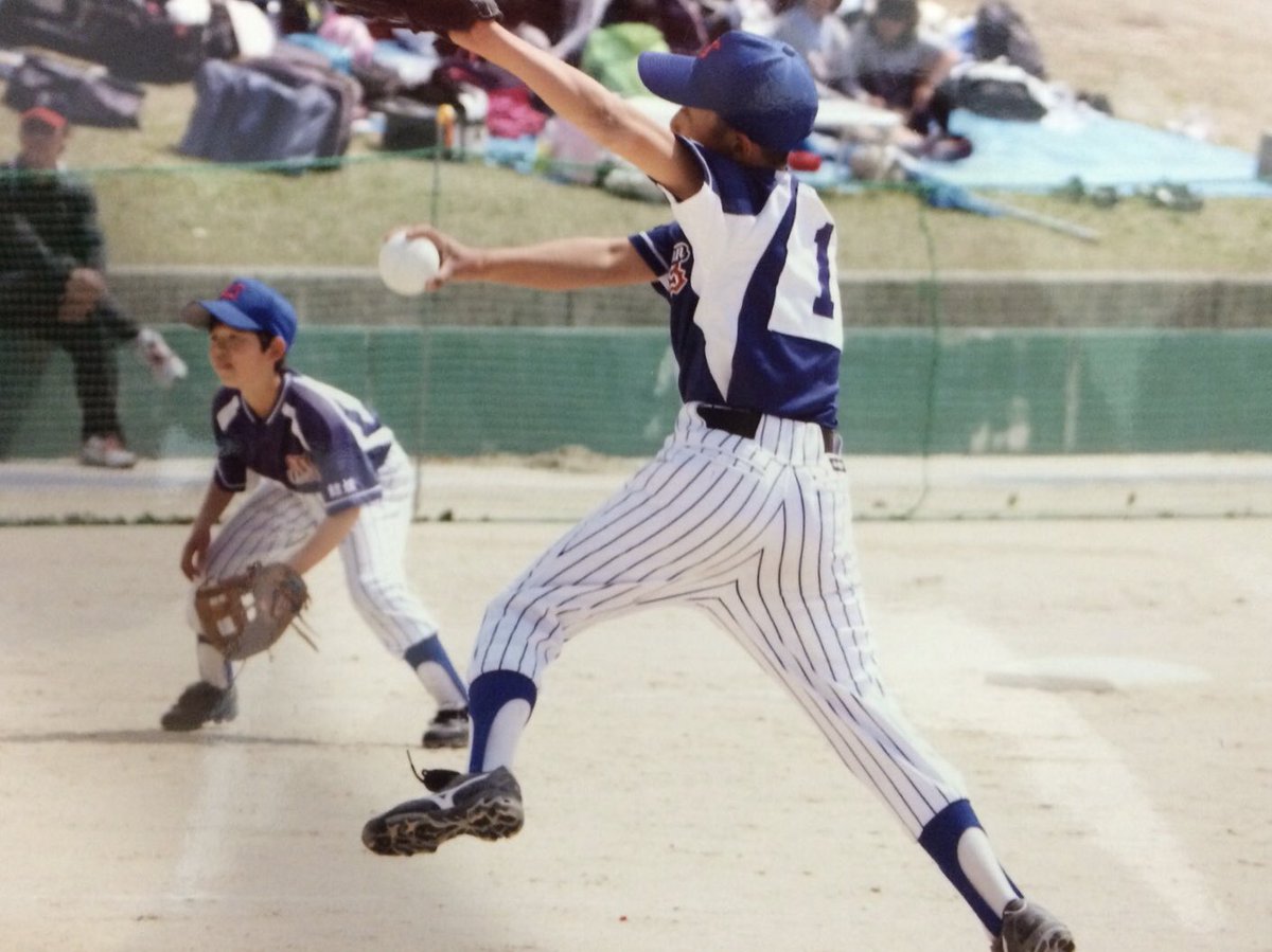 sh0_04_ta_14's tweet photo. 高校野球引退しました。
たくさん投げ方が変わって最後はバット振ってる人生。
まるでザリガニのような野球人生でした。 https://t.co/PgMTaiIgvl