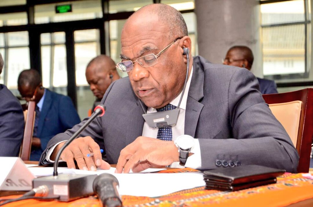 #CIRGL #Brazzaville : VPM She a participé au Comité Interministériel Régional qui a scruté situation sous-régionale :  ✔ salué détérmination autorités #RDC à organiser élections &amp; ✔appuie les efforts en cours pour parachever processus électoral. 🌍 Soutien #CIRGL