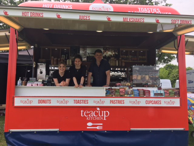 teacupNQ's tweet photo. @bluedotfestival welomes electronic pioneers @ChemBros at sold out Sunday. The Teacup Kitchen team welcomes you for refreshments to keep your energy levels high throughout the day! Have a TOP day all! #discoverthebluedot #DiscoverTeacup https://t.co/AGWKNWTUwD