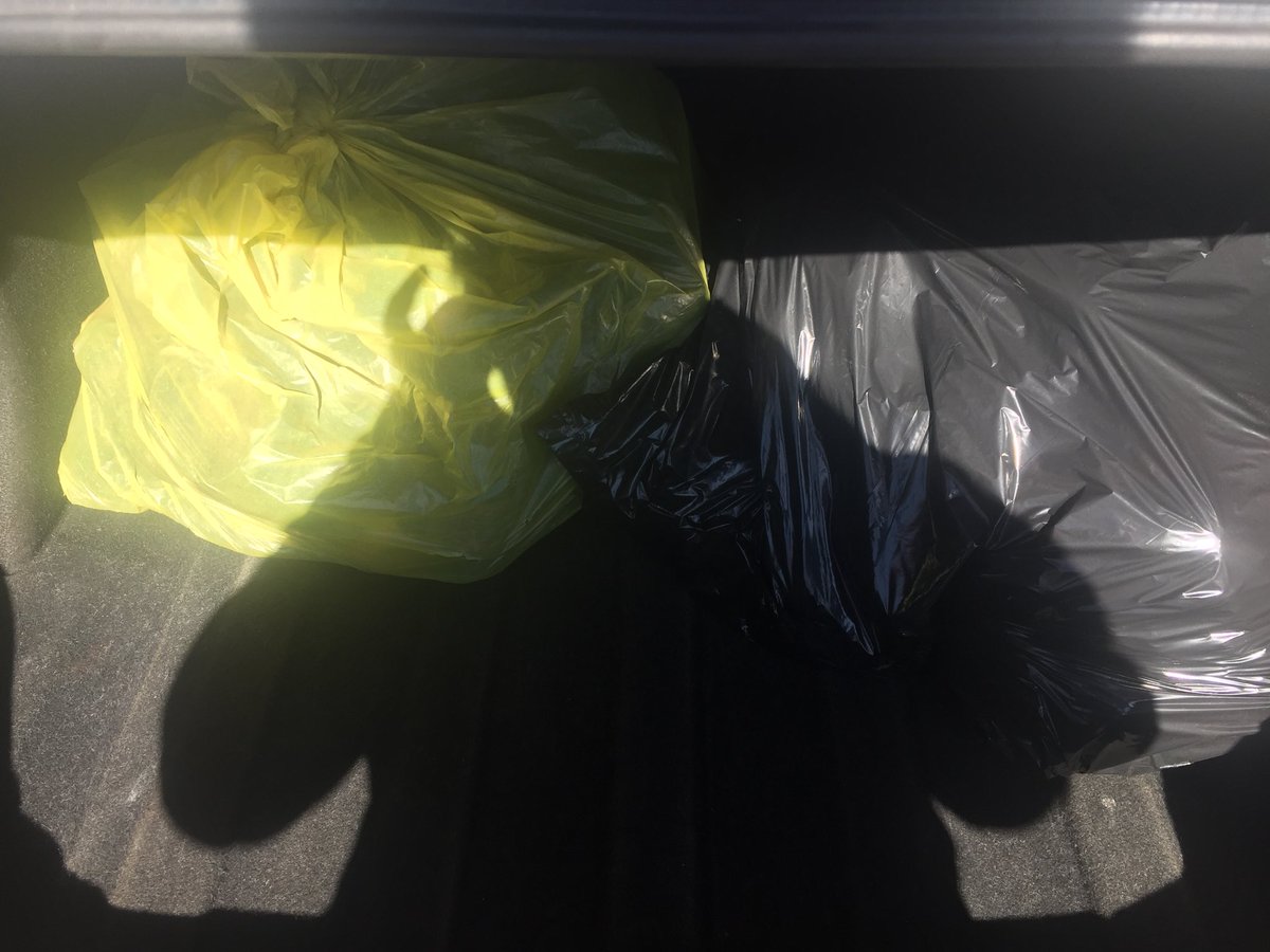 AirscapeF's tweet photo. Black+ Yellow =Airscape. 
Heading to the CBD to deliver some goodies 😊 https://t.co/41zoFPwwvt