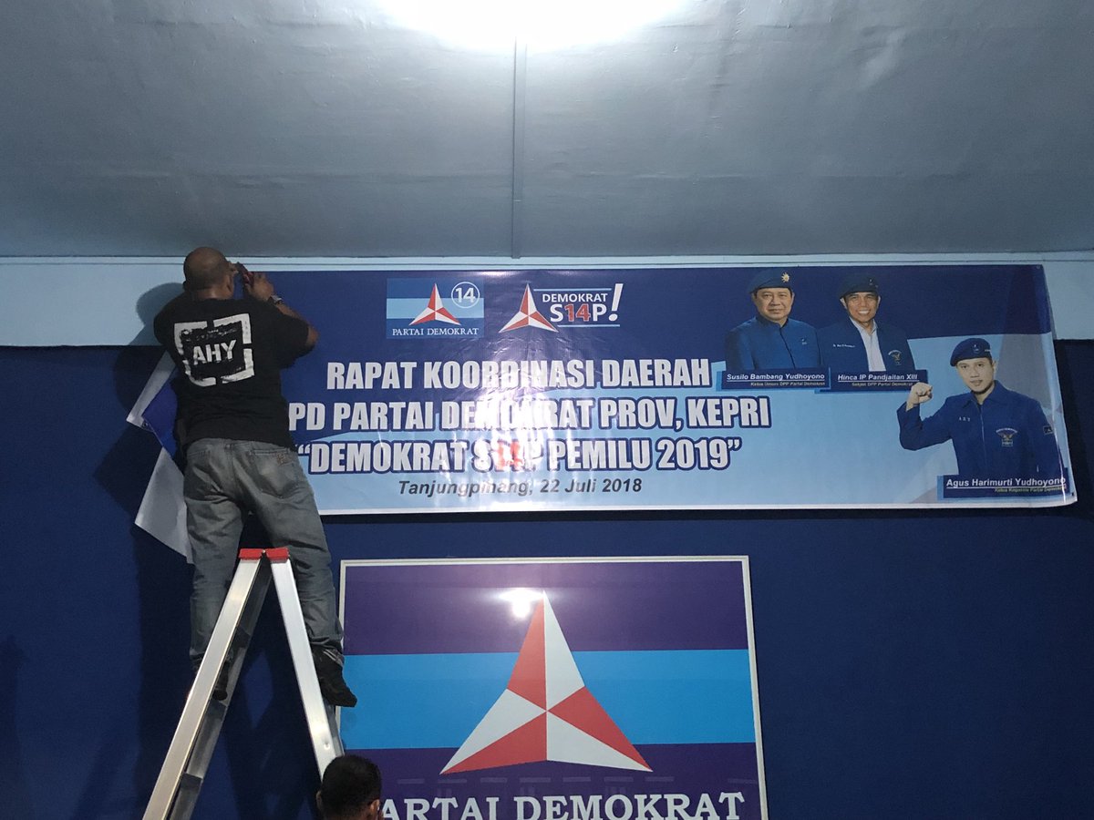 husnizarhood's tweet photo. Dari Kepri untuk Indonesia @LawanPoLitikJKW @m_natsirdmokrat @peppycandra https://t.co/nHT8KJd6BE