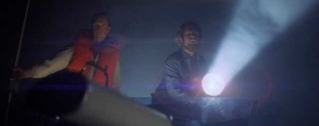 thedailyjaws's tweet photo. More symmetry between #Jaws and #Jaws3D #Jaws3DWeek https://t.co/n1HVggBwdV