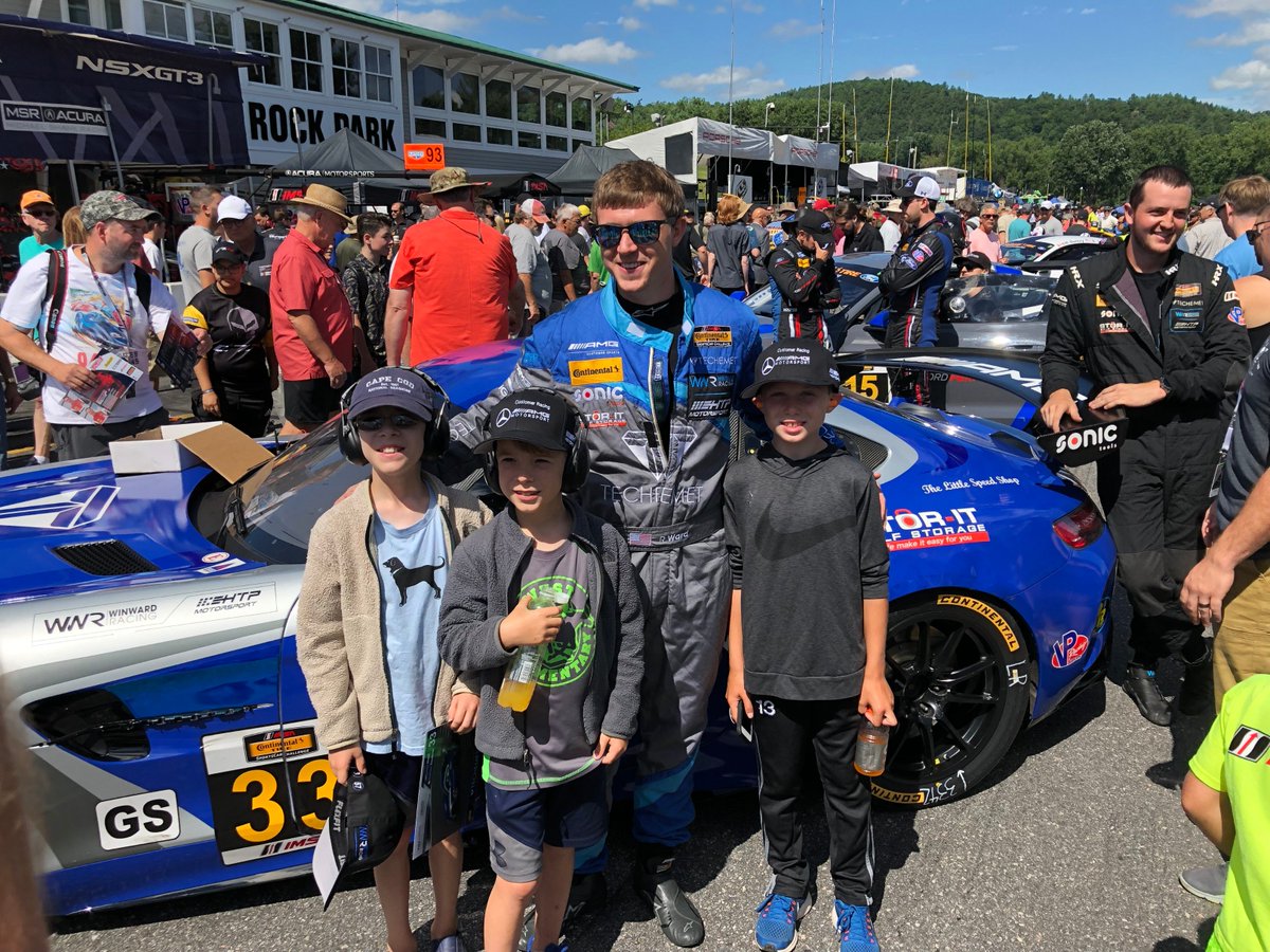 TechemetLP's tweet photo. @ruward92 fan walk @limerockpark keeping all of the kids happy! Thanks RW! @WinwardRacing https://t.co/uxsJKZ7FFC