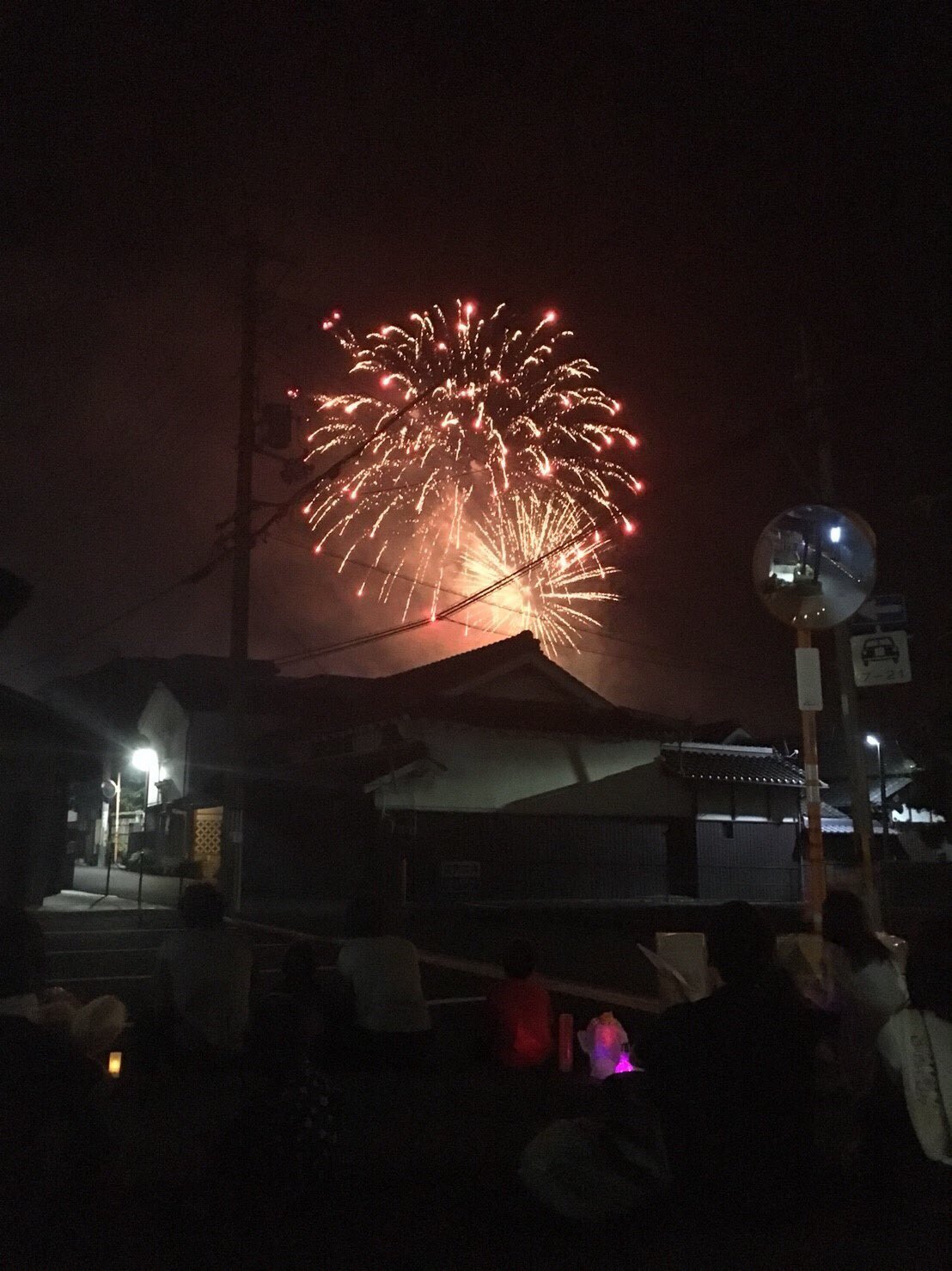 大淀町地域おこし協力隊 大淀町花火大会お越しいただきありがとうございました 僕自身初めての参加でしたが 人の熱気 花火 の迫力など 他地域に誇れる花火大会だと思いました もう来年が楽しみです 大淀町花火大会 T Co Vwhw4vznqj Twitter