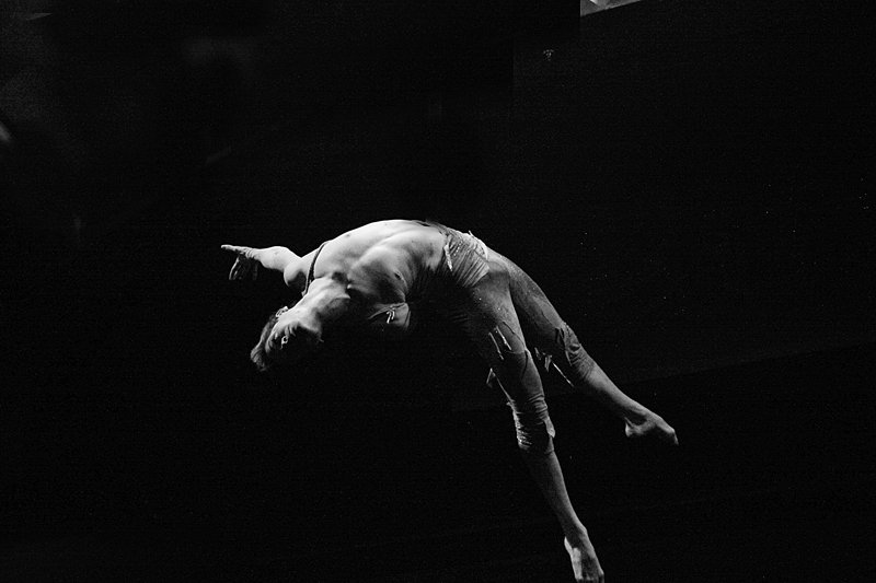 SudEstForum2018's tweet photo. searching in blankness
https://t.co/Q5pEi9ktjZ
@SudEstForum2018 #cornelgingarasu #blackandwhitephotography #blackandwhite #men #dance #Circus #photographer #photography #photo
#photoshoot https://t.co/NKQpfGDqXS