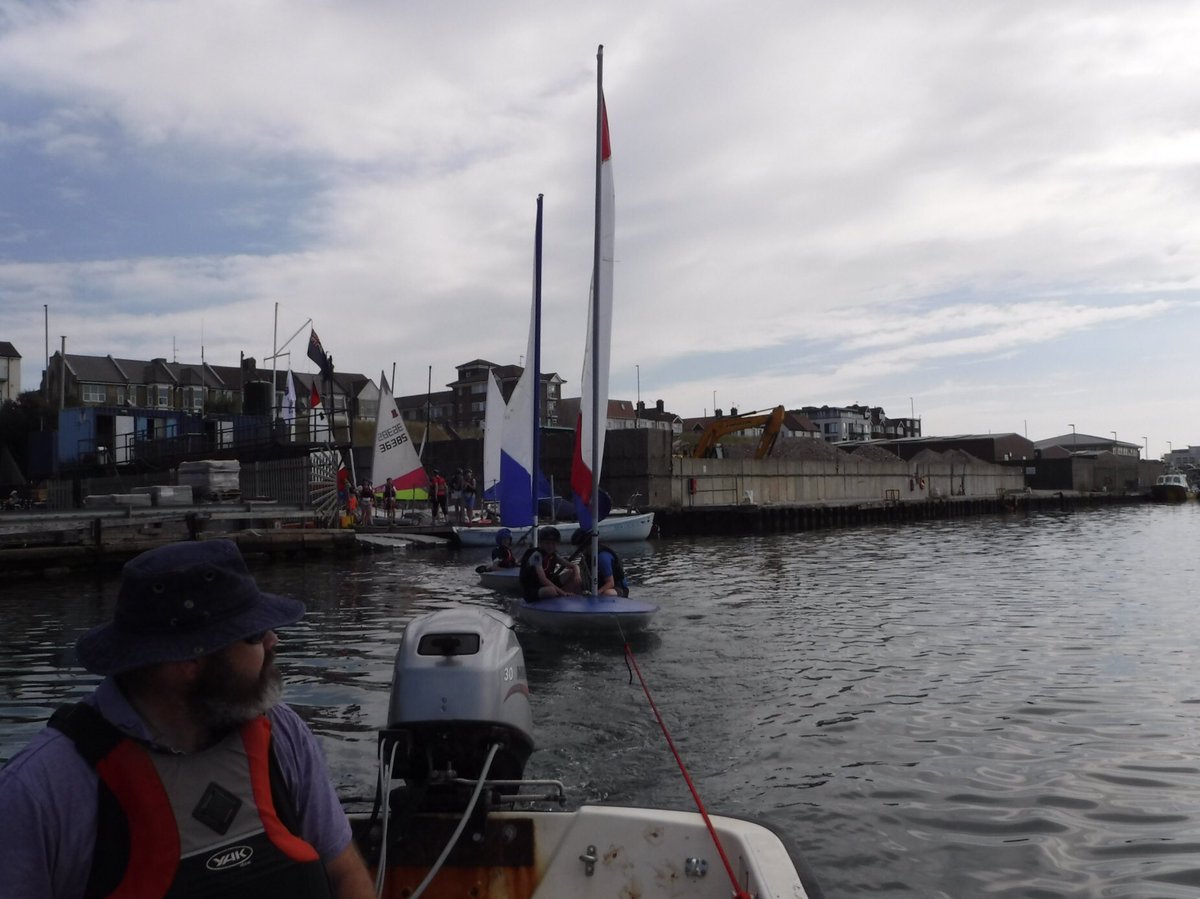 2260Sqn's tweet photo. Day 2 of # watersports with Hove and Adur @seacadetsuk!
Rigging, towing and some racing have been fun! Looking forward to more after lunch @hants.iow.atc @south.west.region.rafac  # whatwedo https://t.co/FwxhySc2Qm