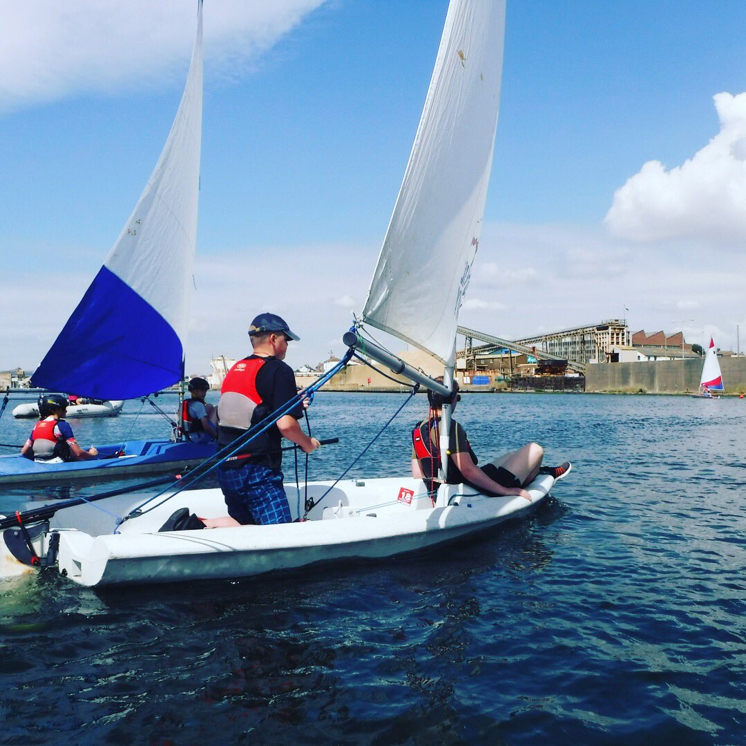 2260Sqn's tweet photo. Day 2 of # watersports with Hove and Adur @seacadetsuk!
Rigging, towing and some racing have been fun! Looking forward to more after lunch @hants.iow.atc @south.west.region.rafac  # whatwedo https://t.co/FwxhySc2Qm