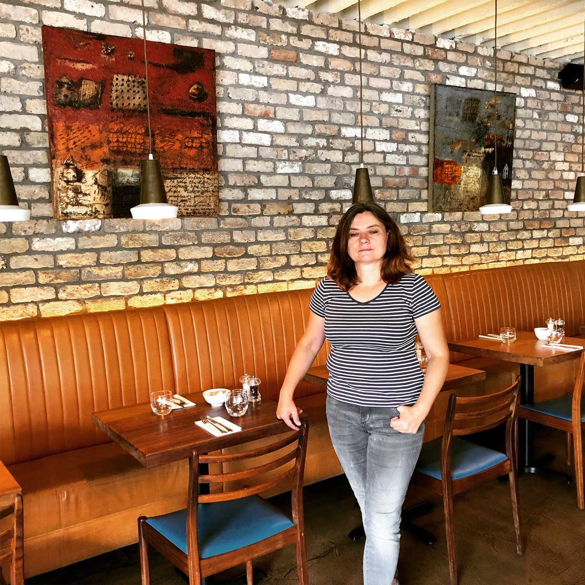 ludmilakorol's tweet photo. Just hung two of my new original abstract paintings on canvas at #union8. Great place for #SundayBrunch.
.
Excellent food @Union8Dublin
.
https://t.co/3mCd1B2xFu #irishartist #abstractart https://t.co/0vtTYpOL26