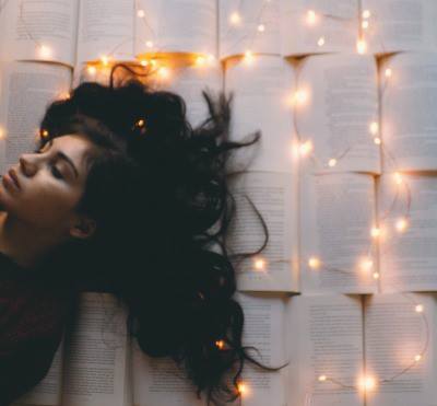 bookengineonlin's tweet photo. โThe words were on their way, and when they arrived, she would hold them in her hands like clouds, and she would ring them out like the rain.โ
โMarkus Zusak, The Book Thief
#Bookengineonline #Onlinebookstore #Freeshippingworldwide
Website: https://t.co/MVbqAZItRm https://t.co/CYHr6i2JBu
