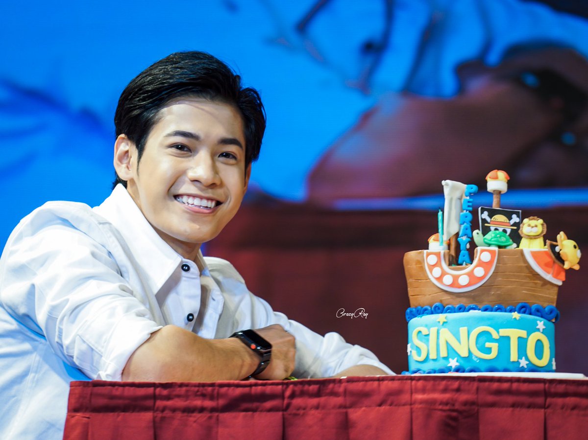 HBD ล่วงหน้ากันวนไปฮะ 

#SingtoPrachaya #KristSingtoFMinHongKong 
#สมุนจ้าวป่า