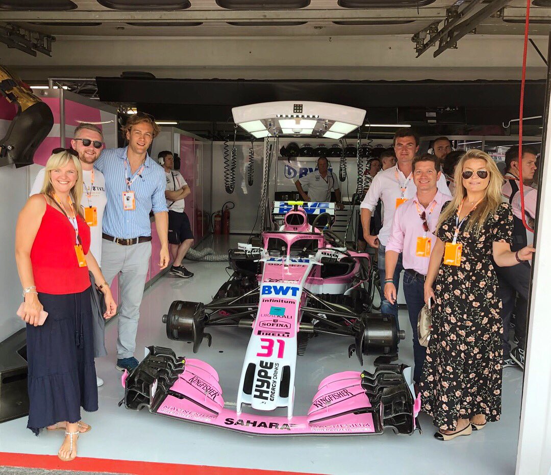 orangebus's tweet photo. We’re cheering on our partners @ForceIndiaF1 today live from #Hockenheimring 🏁🏁 Fingers crossed @OconEsteban and @SChecoPerez will be flying around the track as fast as @Stratajet! ✈️🍀🏎 @brazilsocial @LuxLifestyleMag #GermanGP #OBFan18 #ForceIndia #F1 #FanEngagement https://t.co/VhFgYHsQ9X