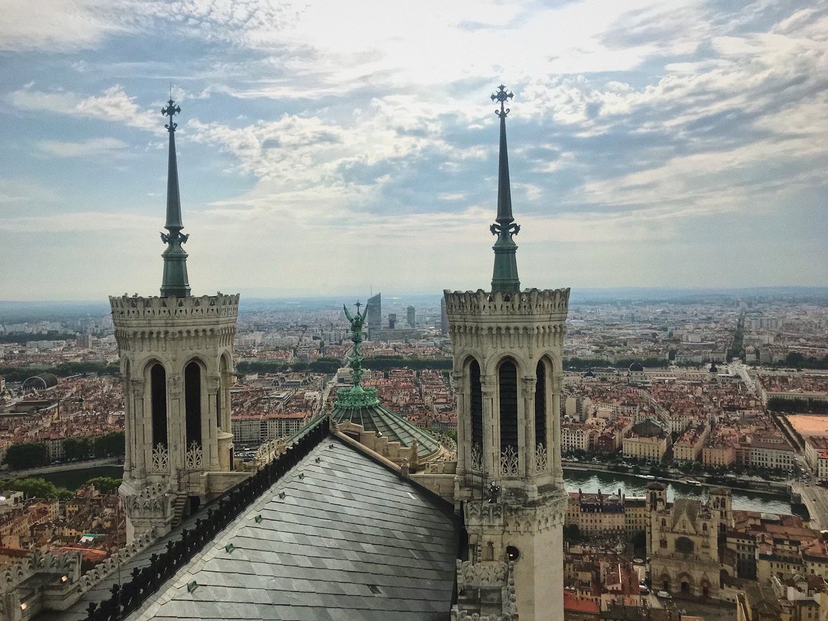 _bmarionbb's tweet photo. Plus belle ville de France https://t.co/rgMVn0NnyQ