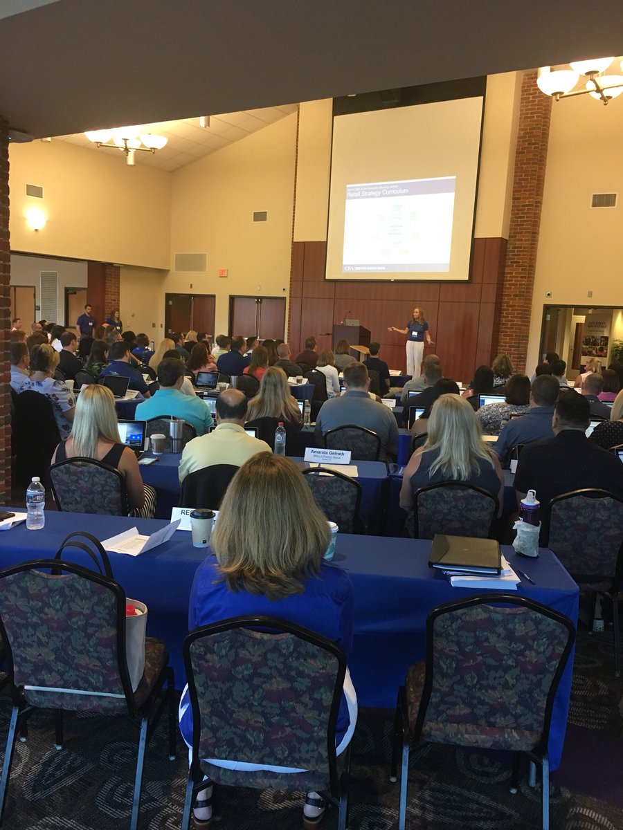 Buccimouse's tweet photo. #CBA #executivebankschool day 1 Welcome class of 2020 https://t.co/UYsuDO2nSp